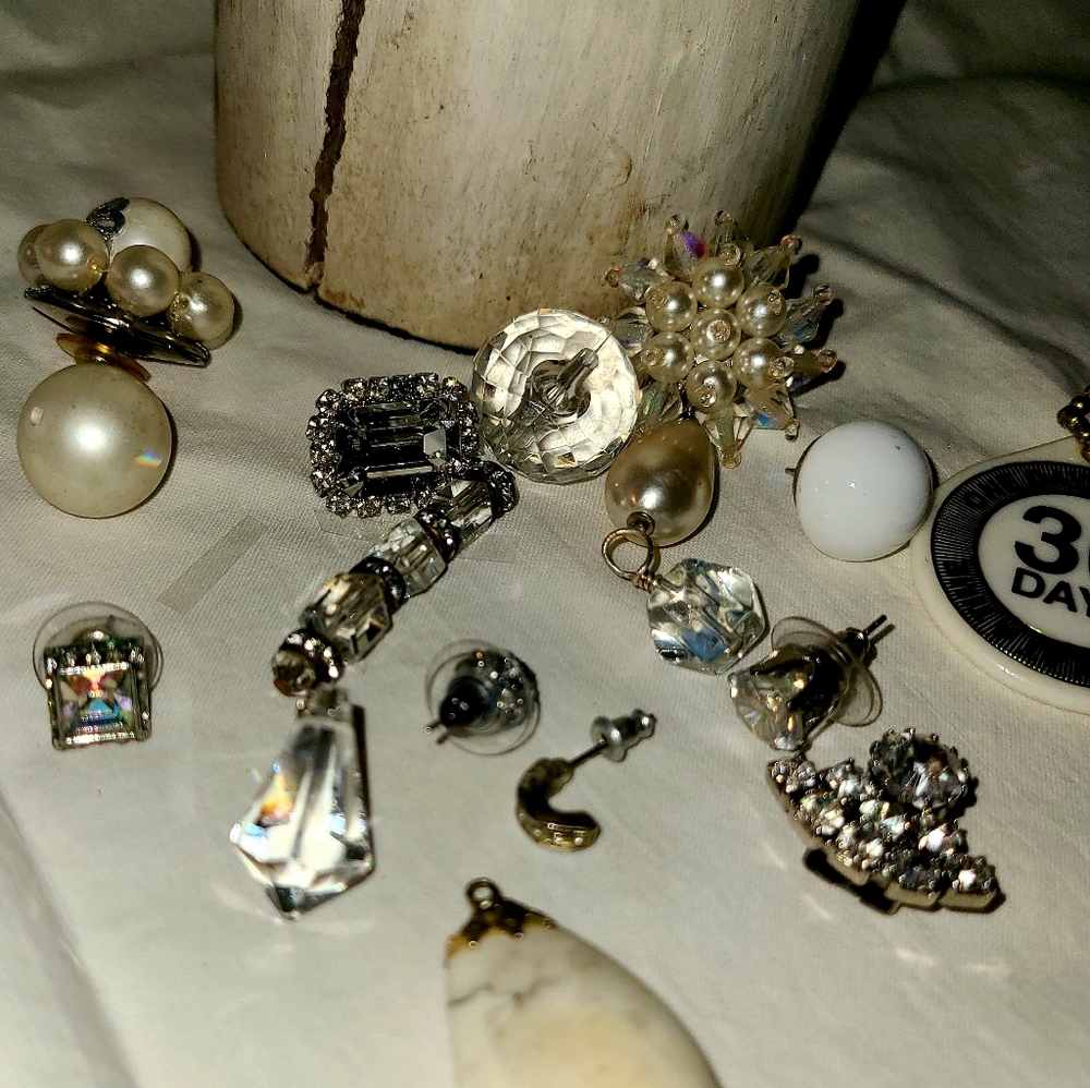 "White Christmas" Jewelry Lot